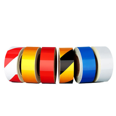 Advertentiegraad Dubbelkleurige gele/witte/rode reflecterende tape Super kleverige reflecterende sticker voor verkeersveiligheid